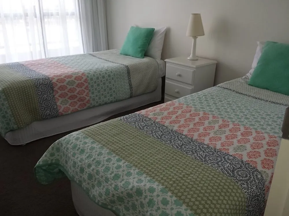 *** Aparthotel Kirribilli Apartments Brisbane Australia